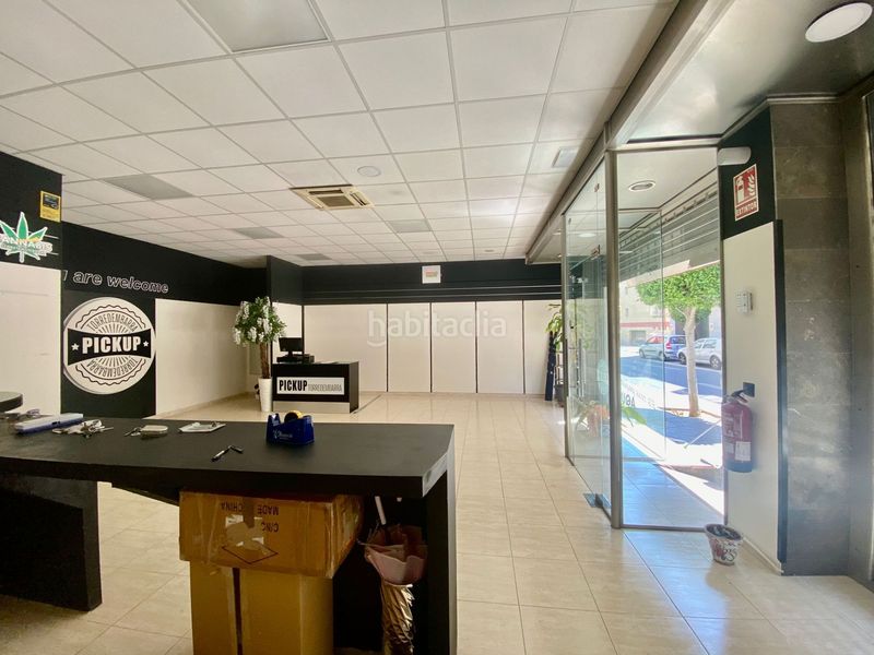 Foto b4c1a4c6-cbca-47ec-9bc2-2a6682dded30. Local comercial a Centre Torredembarra