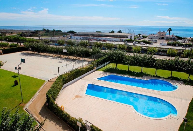 Foto b93b06fc-313c-4520-bca9-25793dea5405. Dúplex amb calefacció piscina a Clarà Torredembarra