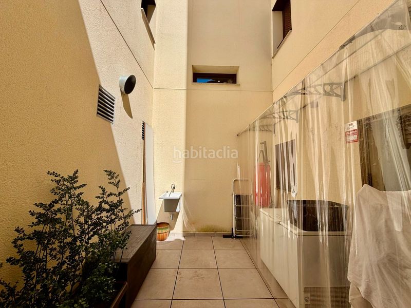 Foto f9ae8a7a-973e-4179-a45c-f1f478915924. Pis amb calefacció piscina a Centre Torredembarra