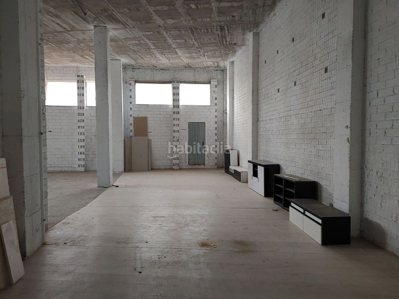 Foto 8d20a440-d919-4026-8fe1-b02c8756cb93. Local comercial a Centre Torredembarra