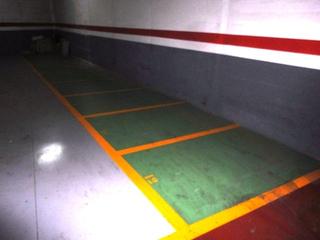 Motorcycle parking in Carrer Alt de Mariner 19