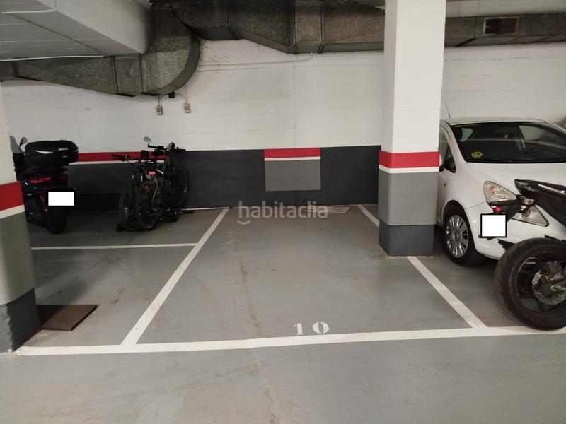 Foto 0e06b88b-8f0f-45c6-9783-dd1ee7af4a43. Alquiler parking coche en carrer gran de sant andreu 394 en Barcelona