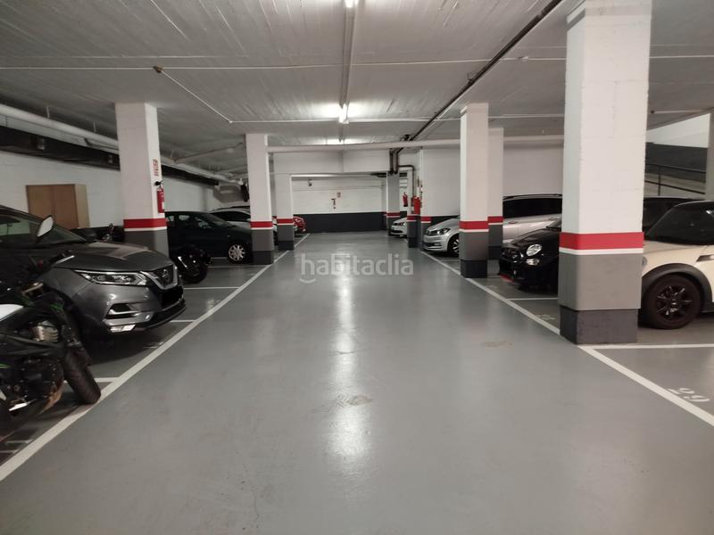Foto 64c1d9b5-9e52-4db8-82a8-d362cf69fa55. Alquiler parking coche en carrer gran de sant andreu 394 en Barcelona