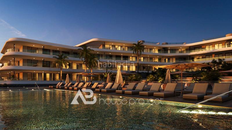 Foto fa8dc878-d576-449d-a8de-af6241db5b5f. Ático atico de lujo en costa en Playa Fañabé Alto Adeje