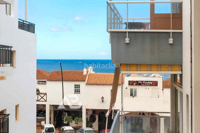 Foto b17d8641-d76e-4cba-a638-5991015d1c71. Piso en Los Cristianos Arona