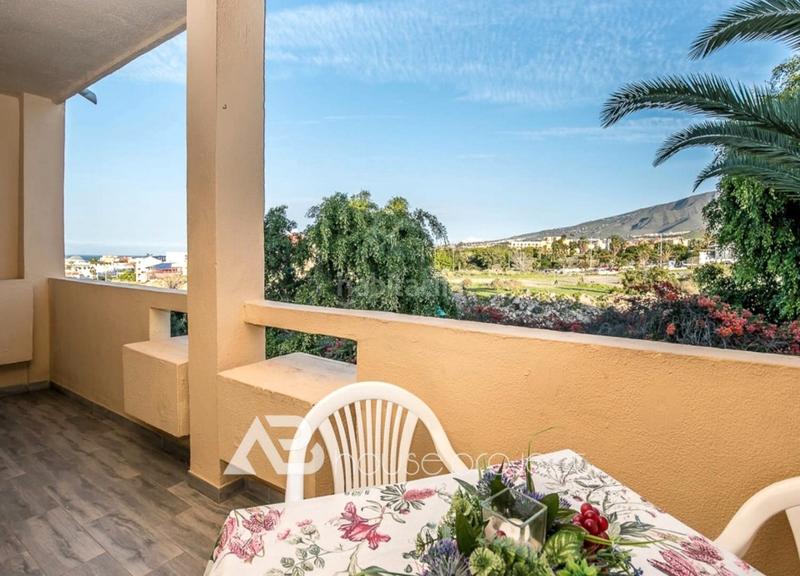 Foto e0084980-d882-4040-bbe3-e0bff313d91b. Etagenwohnung mit pool in Torviscas Bajo Adeje