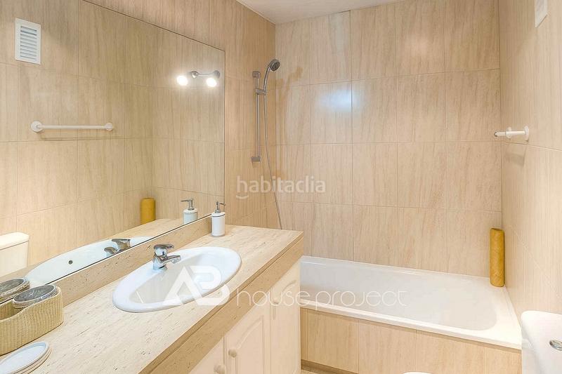 Foto 51981764-3e06-4320-89bd-4bd20aa05402. Ático atico en Los Cristianos en Los Cristianos Arona