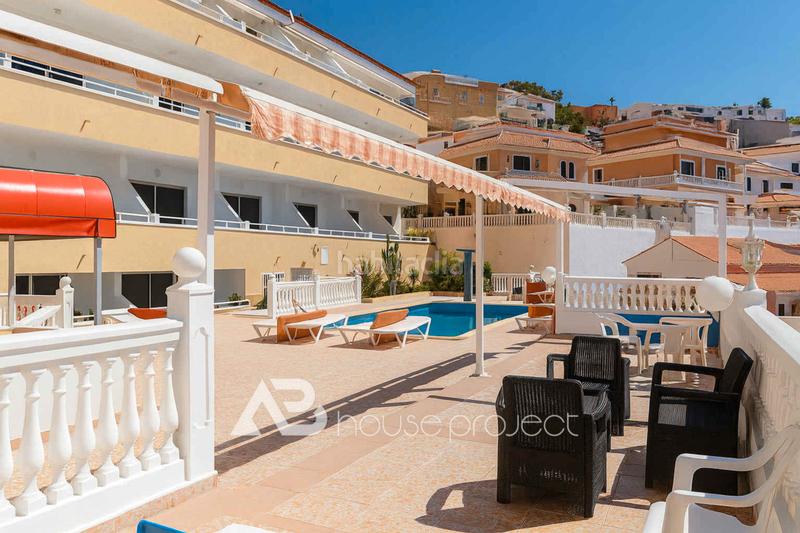 Foto f7383409-6d07-4ea3-8169-67682c2a41e1. Studio avec piscine dans San Eugenio Alto Adeje