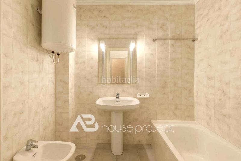 Foto fa24be2e-e111-4c70-a84f-3ae298cb3151. Studio avec piscine dans San Eugenio Alto Adeje