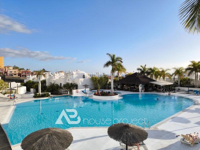Foto 4ce1ea3e-b408-4e78-bbfc-e4a1dd778997. Appartamento con parcheggio piscina in Callao Salvaje - Playa Paraíso Adeje