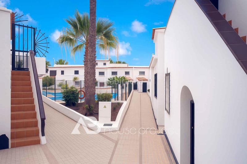 Foto 8596eb7e-e52c-491d-921b-ed140d3292b4. Flat with pool in Costa del Silencio Arona