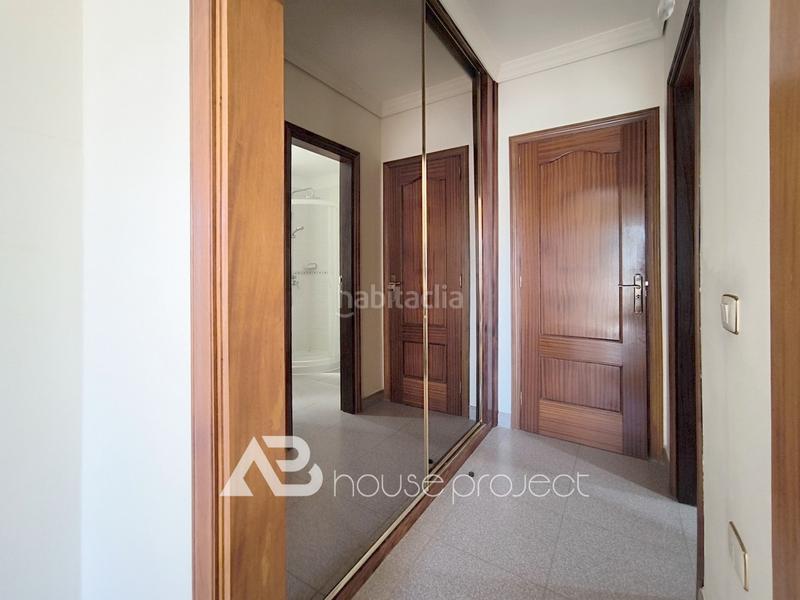 Foto 088c1312-fa36-4c00-9bad-33ab1e535ef9. Chalet mit parking pool in Callao Salvaje - Playa Paraíso Adeje