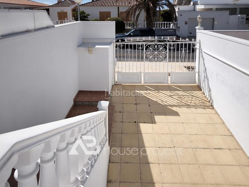 Foto 96c36f43-753f-4f93-84fb-d281d29c362e. Chalet mit parking pool in Callao Salvaje - Playa Paraíso Adeje