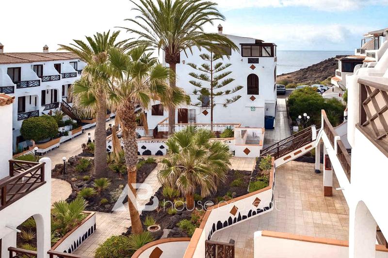 Foto 173196bb-ec7b-41b6-bead-aff76c0155b5. Ático atico en Costa del Silencio en Costa del Silencio Arona