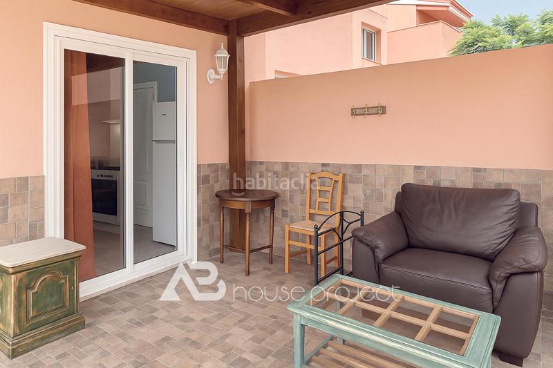 Foto 0d0234b3-0ea2-428c-aabe-237556cab82c. Casa adossada a Las Rosas Arona