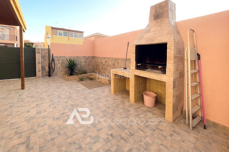 Foto cf0fb0cc-2ecd-4a99-b9ba-48c112a01129. Casa adossada a Las Rosas Arona