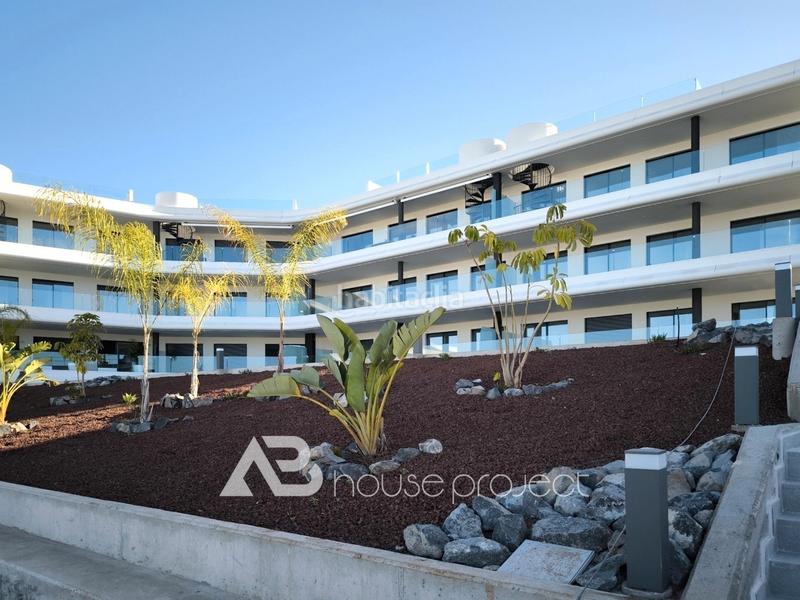 Foto f094be83-a768-48e2-b551-b22fda78371a. Pis amb aparcament piscina a Playa Fañabé Alto Adeje