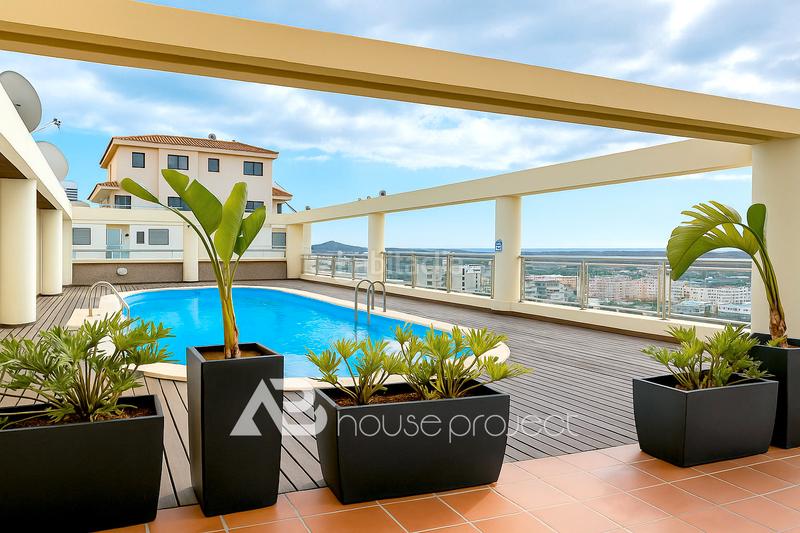 Foto 05318286-c88d-41e6-85f0-15ee135ca85e. Piso en Palm - Mar Arona