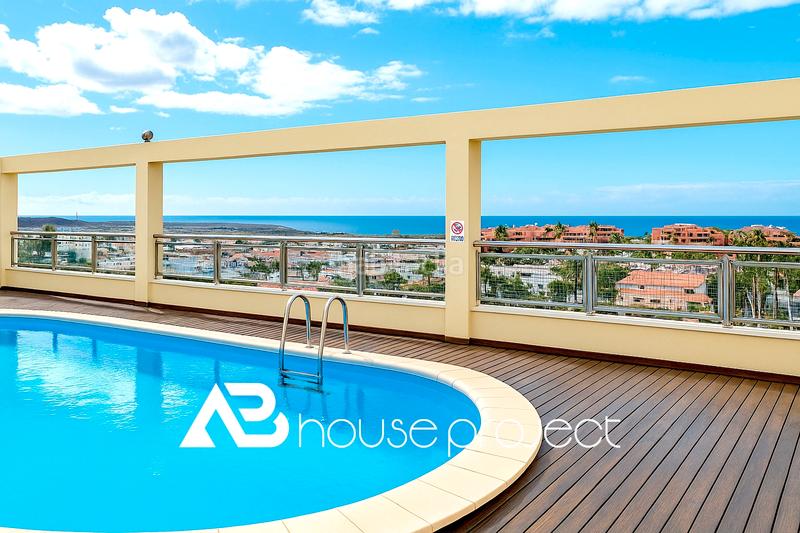 Foto bd42e093-eecc-436e-93b5-0b5d39a788a2. Piso en Palm - Mar Arona