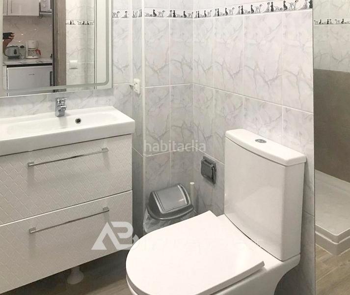 Foto 3be53eb7-11b1-4984-bd11-af10f3d27e81. Estudi amb piscina a Playa de las Américas Adeje