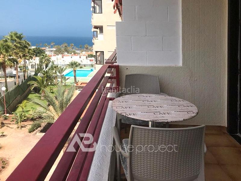 Foto b6cbc0aa-91c6-4c5b-ab66-5dc8a5d53be2. Estudi amb piscina a Playa de las Américas Adeje