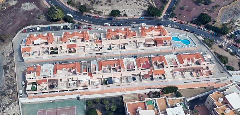 Foto f5249b35-1f1f-46bd-b53f-e6402e6e272f. Flat with pool in Torviscas Centro y Alto Adeje