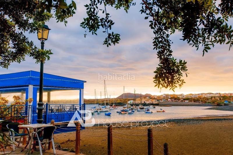 Foto f18553dd-eeef-436a-a957-3bb59d6c92df. Etagenwohnung mit parking in Las Rosas Arona