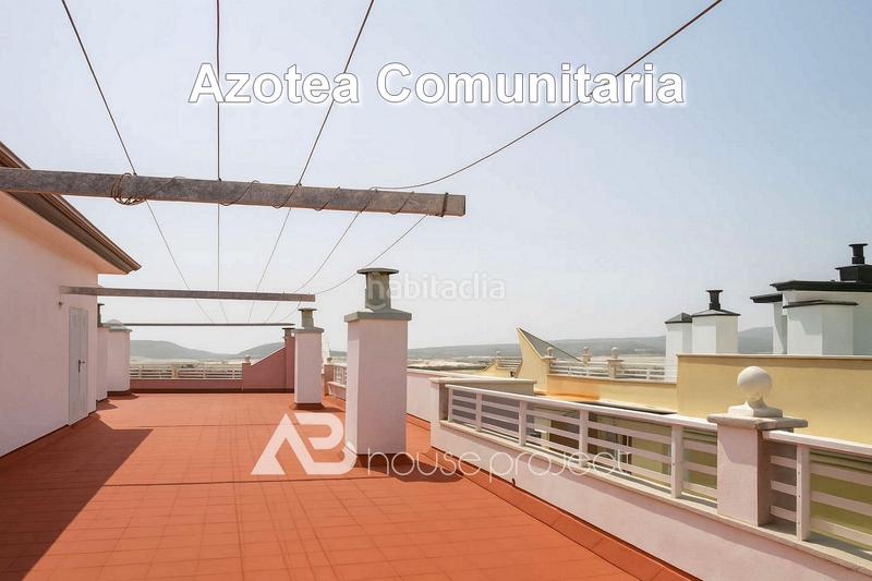 Foto fc866ba1-5bc4-4c11-af24-b6e30a722a1f. Flat with parking in Las Rosas Arona