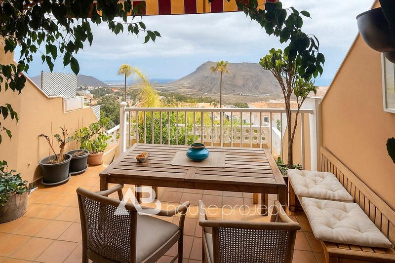 Foto cd3eb7a5-3d2c-4761-86ef-012a746d35f5. Appartamento con parcheggio piscina in Chayofa Arona