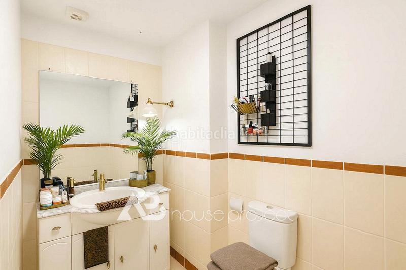 Foto ca37ec92-490e-4628-9a1d-80fa907b3a5a. Etagenwohnung mit parking pool in Chayofa Arona