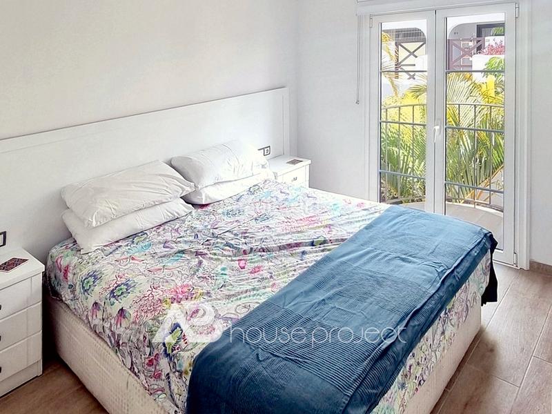 Foto f3b8013d-077f-45ba-ab64-3efaa0cb46b3. Appartamento con parcheggio piscina in Callao Salvaje - Playa Paraíso Adeje