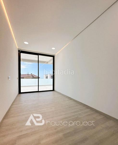 Foto a69e5f6b-95ee-4c2c-bdfd-0fe6117709a1. Chalet en Playa Fañabé Alto Adeje