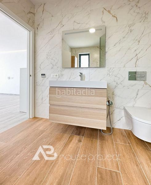 Foto cfc5a236-37ff-498a-9cc9-1aab35b92d2e. Chalet mit parking pool in Playa Fañabé Alto Adeje