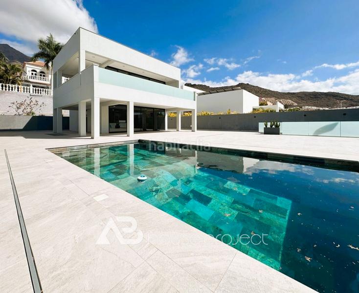 Foto 7ee2b8da-22cd-46ec-a6b9-db88a32dc3fc. Xalet amb aparcament piscina a Playa Fañabé Alto Adeje