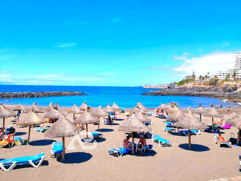 Foto e8cc4630-7e07-4996-8363-99163d873b05. Xalet amb aparcament piscina a Playa Fañabé Alto Adeje