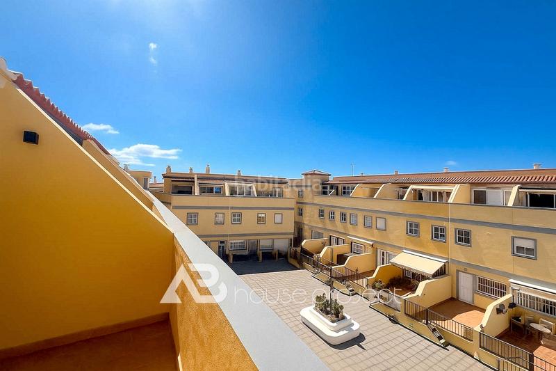 Foto 94816b04-15e4-4eed-b207-9a93a579f28e. Casa a schiera con parcheggio in Valle San Lorenzo Arona