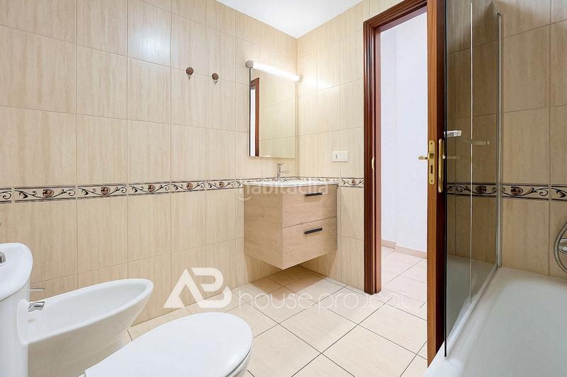 Foto cb564c06-c12b-48b5-933f-244a9cb415b9. Casa a schiera con parcheggio in Valle San Lorenzo Arona