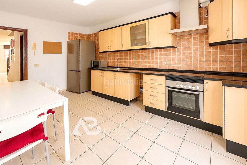 Foto ed09f0ff-2acc-4208-befe-7c8b3cae1700. Maison jumelée avec parking dans Valle San Lorenzo Arona