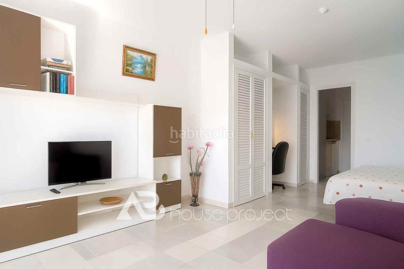 Foto f87156f1-4422-4fec-b807-f39d0150c7bf. Studiowohnung mit pool in San Eugenio Alto Adeje