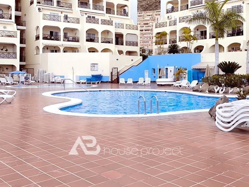 Foto a86c21d7-5839-40a7-a958-3ac2eebbce17. Appartamento con piscina in Los Cristianos Arona
