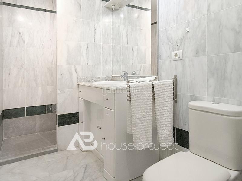 Foto a8e7179b-feb2-4381-90c5-c28adcafe295. Appartamento con piscina in Los Cristianos Arona