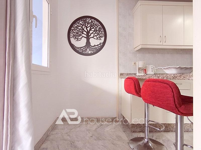 Foto ff9e32b7-003d-4a00-92b7-9e9657b4228d. Appartamento con piscina in Los Cristianos Arona