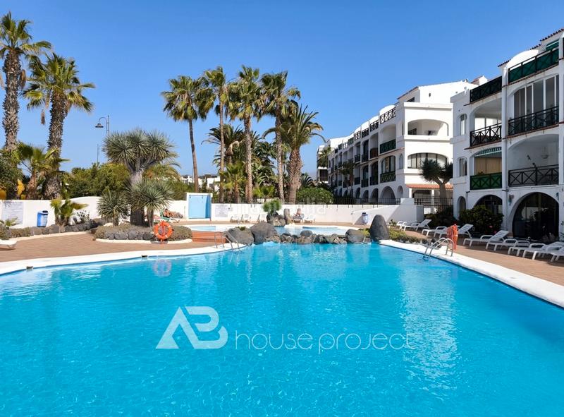 Foto 774a42d1-0f5f-41b0-af8b-b0b48aee21a2. Flat with parking pool in Golf del Sur - Amarilla Golf San Miguel de Abona