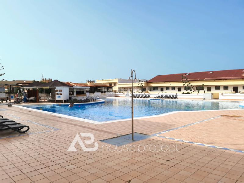 Foto 198186f8-96e7-461d-9bf3-24d1f593f2df. Appartamento con parcheggio piscina in Callao Salvaje - Playa Paraíso Adeje