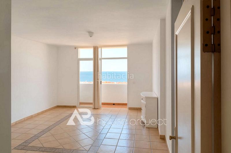 Foto 13c1d9b8-e27c-4ac6-8fa5-b576f1b8fa9f. Etagenwohnung mit parking pool in Callao Salvaje - Playa Paraíso Adeje