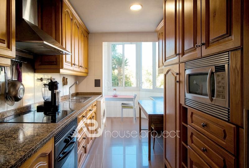 Foto c988b98b-e45d-49dc-81f4-ef2f828e6e7d. Pis amb aparcament piscina a Los Cristianos Arona