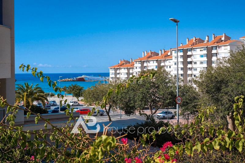 Foto e0abc7ff-76ee-494e-a45a-a167fa1d8617. Pis amb aparcament piscina a Los Cristianos Arona