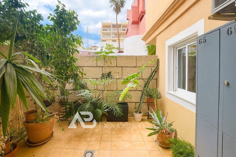 Foto 3ea43141-4854-4bfa-8229-ac54c16623f5. Pis amb aparcament piscina a Chayofa Arona