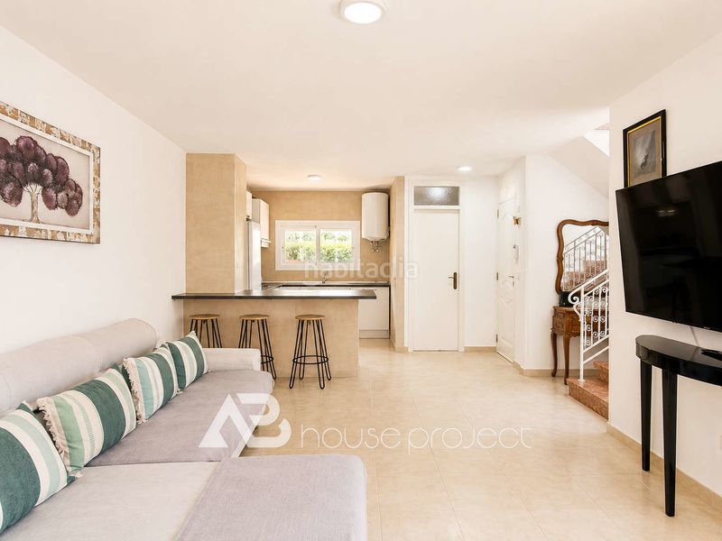 Foto 22054ea7-334d-48ac-832c-b24e80e7e124. Xalet amb aparcament a Playa de las Américas Adeje