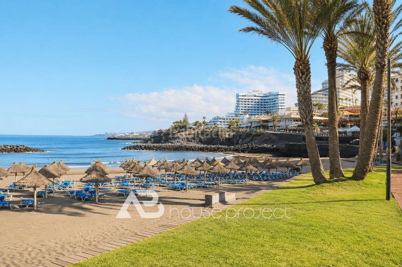 Foto a64f3c40-802c-427d-8a50-736278602c5c. Xalet amb aparcament a Playa de las Américas Adeje